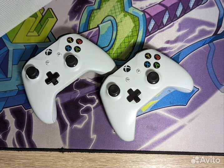 Игровая приставка Xbox One S 2 геймпада игры