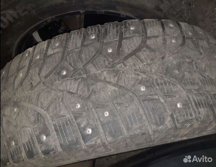 Bridgestone Blizzak Spike-02 SUV 225/60 R17 88C