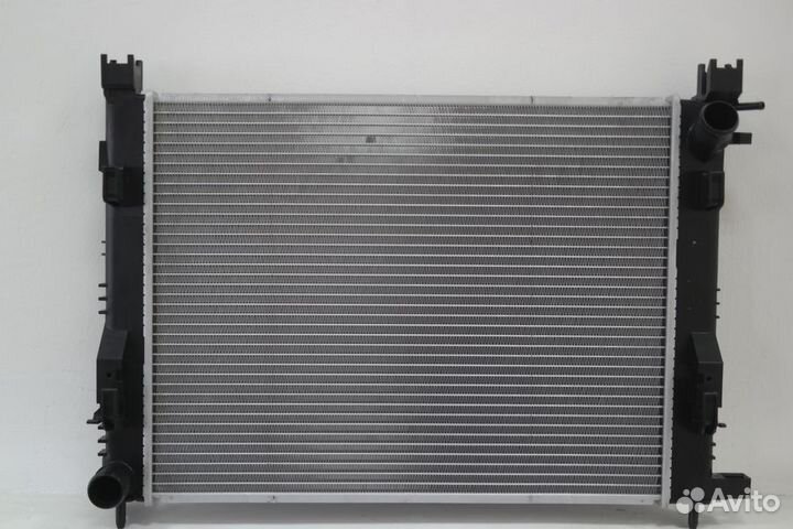 Радиатор охлаждения Лада Веста 15
