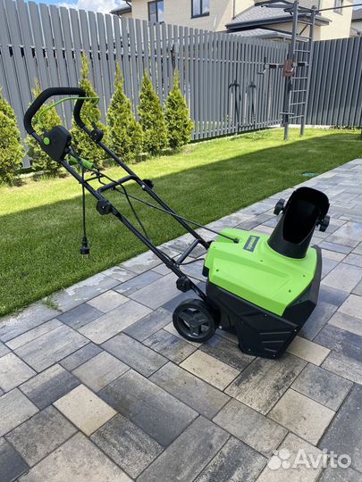 Снегоуборщик greenworks sn2300