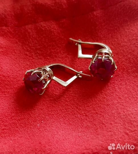 Золотые серьги СССР