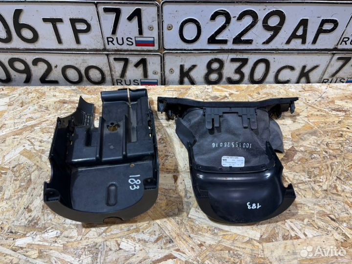 Кожух рулевой колонки Audi A5 купе 2.0 2010