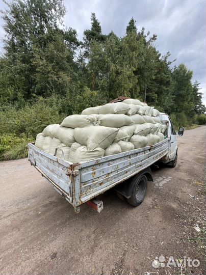 Опилки в мешках