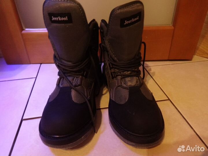 Ботинки для рыбалки Новые