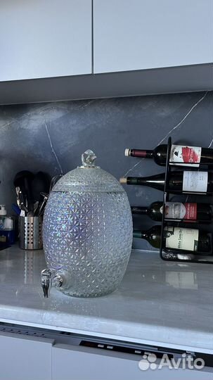 Графин для воды с краном