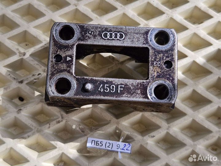 Бугель распредвала Passat B5 Audi A4 B5 Audi A6 C4