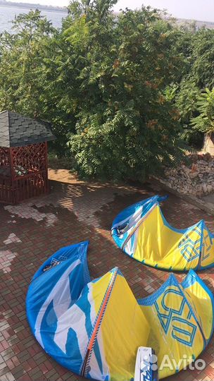 Продам кайт (2шт) (12,9) fone b, планку и насос