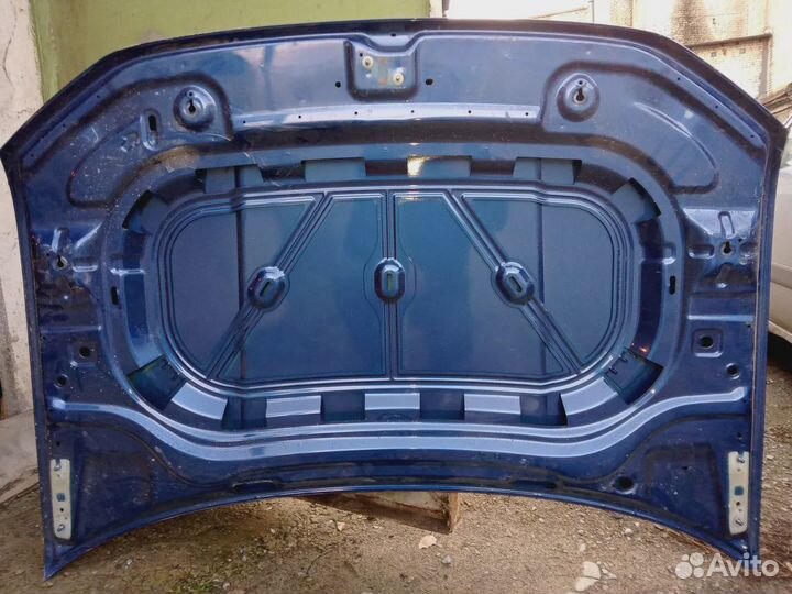 Капот Volkswagen Taos