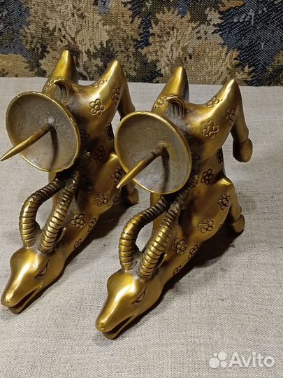 Бронзовые подсвечники пара