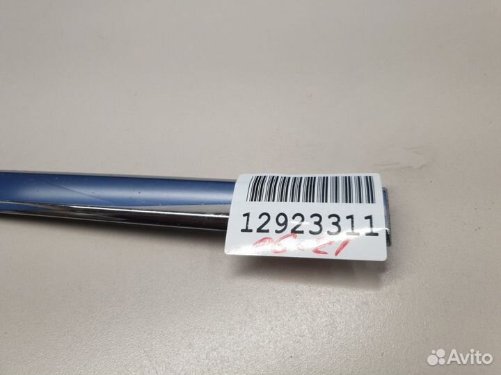 Молдинг двери левый передний Mercedes GLK-klasse X