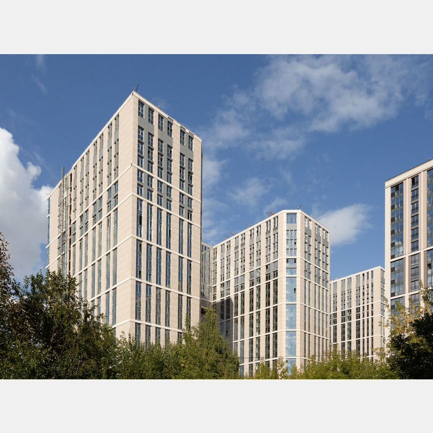1-к. квартира, 42 м², 8/19 эт.