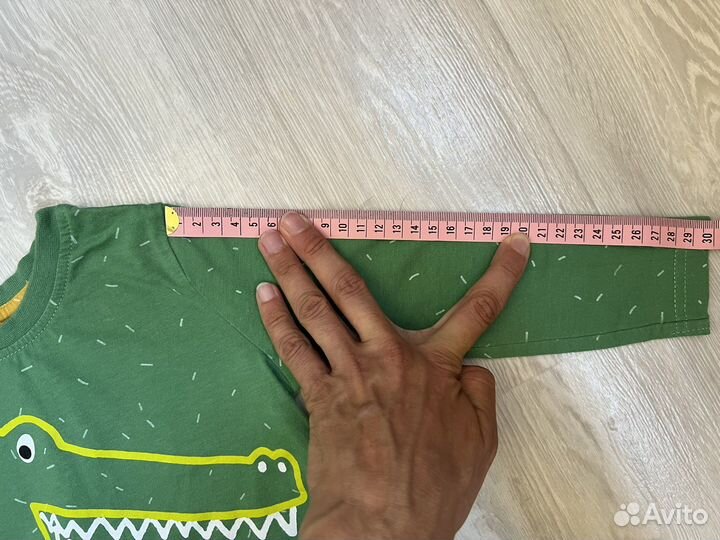 Джинсовые шорты и футболка (костюм детский) 92