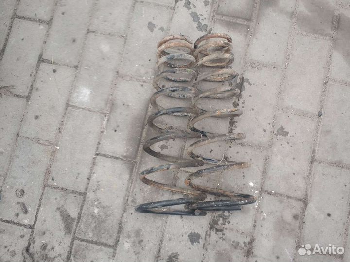 Пружины амортизатора Ниссан примера Р11