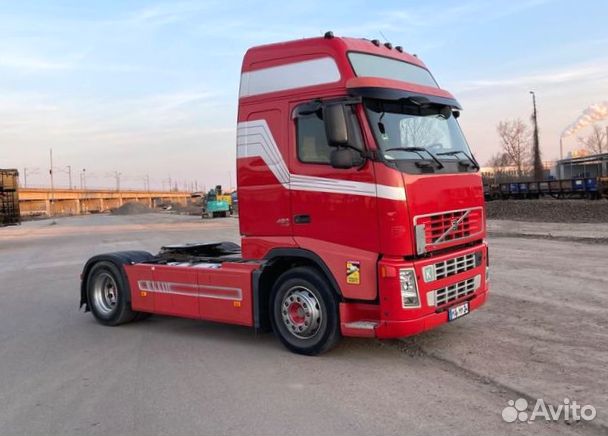 Pазбираем грузовик Volvo FH 2005-2008