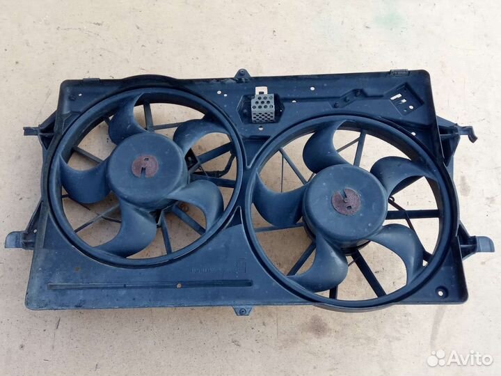 Вентилятор охлаждения Ford Focus 1