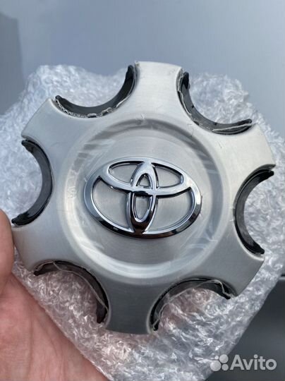 Колпачки на литые диски toyota