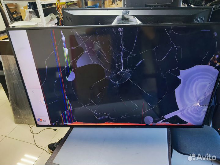 Телевизор Samsung UE50NU7002U (Разбор)(По запчастя