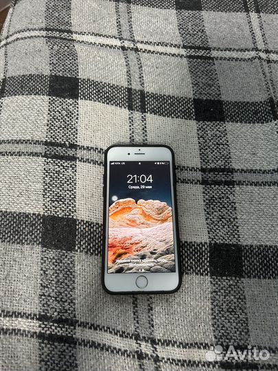 iPhone 6S, 64 ГБ