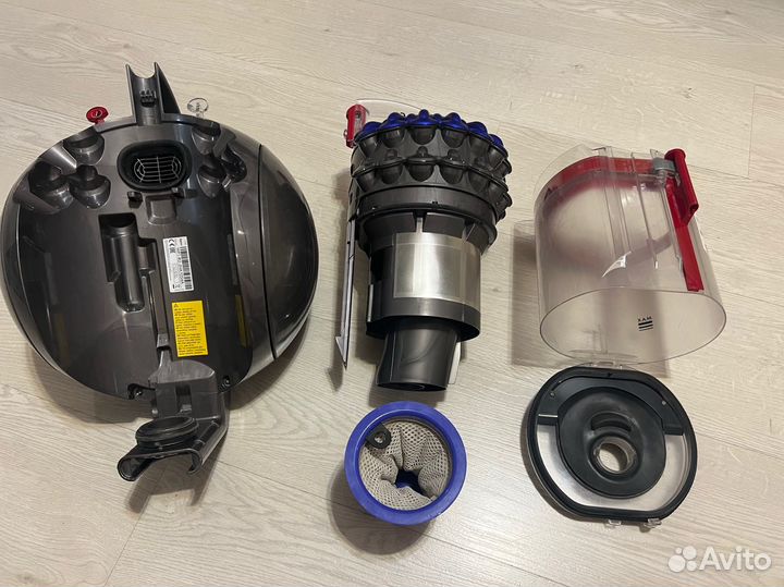 Пылесос Dyson CY28 Big Ball