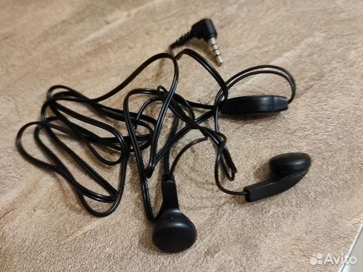 Наушники к телефону
