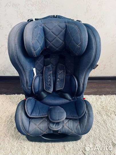 Детское автокресло от 0 до 25 кг