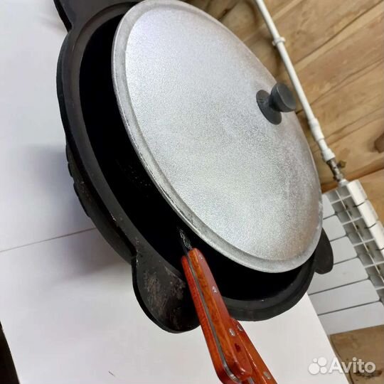 Казан чугунный 8-12л