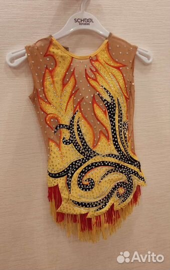 Костюм для художественной гимнастики