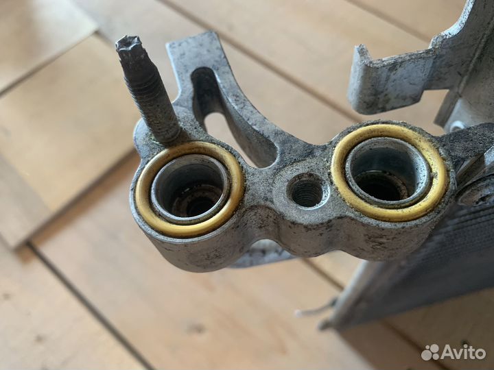 Радиатор кондиционера ford 8v61-18710-fc