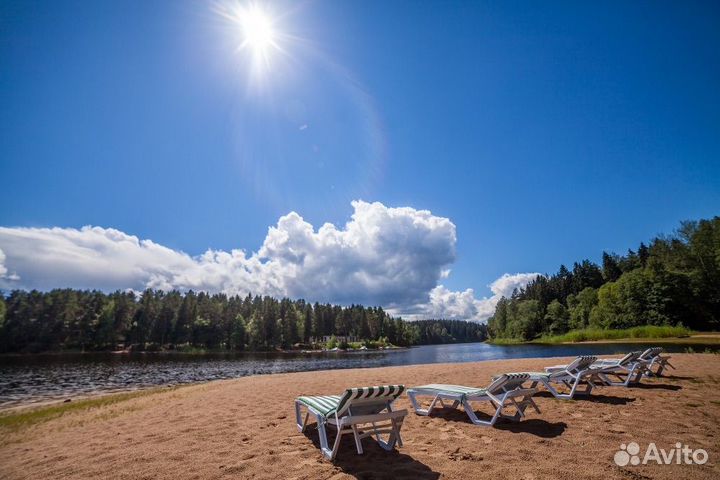 Отдых в беседке у реки, Дзержинский карьер