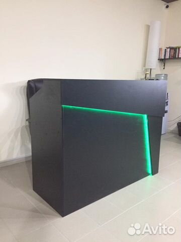 Стойка ресепшн