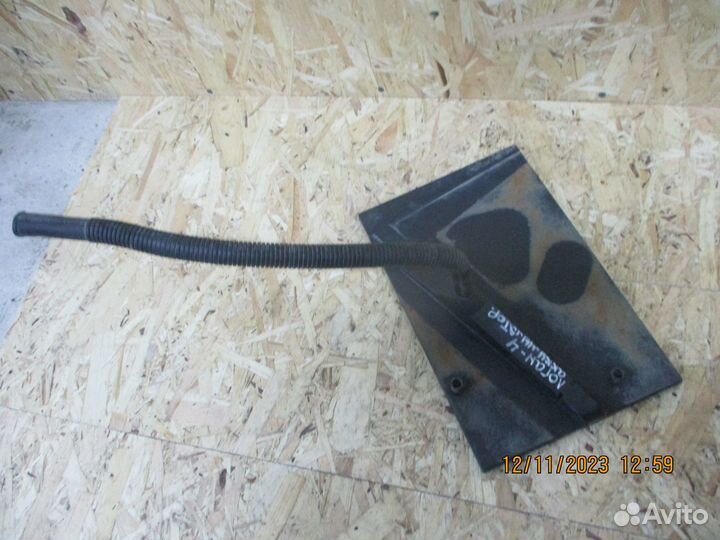 Площадка под аккумулятор Рено Логан 1