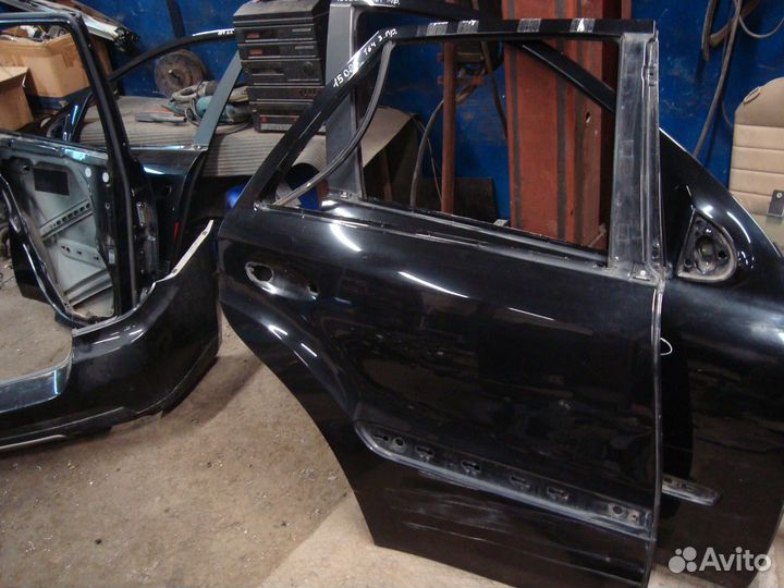 Дверь боковая задняя правая W164 M642 A1647300205