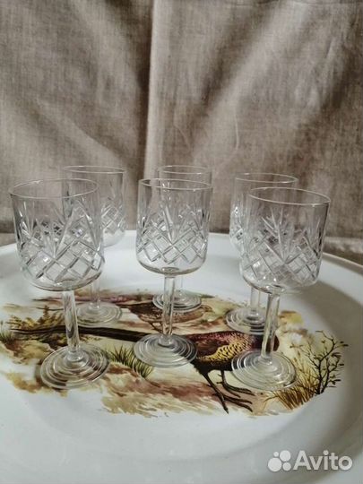 Рюмки хрустальные ссср,ваза на ножке