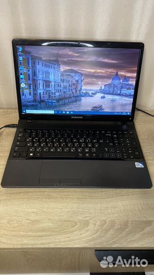 Ноутбук samsung np300e5c