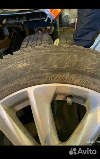 Yokohama Ice Guard IG35 215/60 R17 100