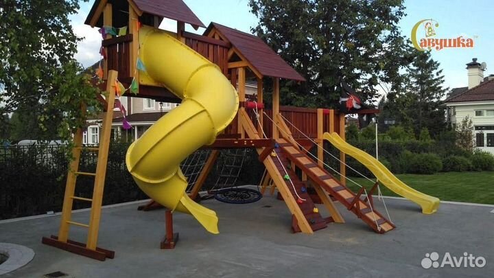 Игровая площадка для дачи с горкой и качелями