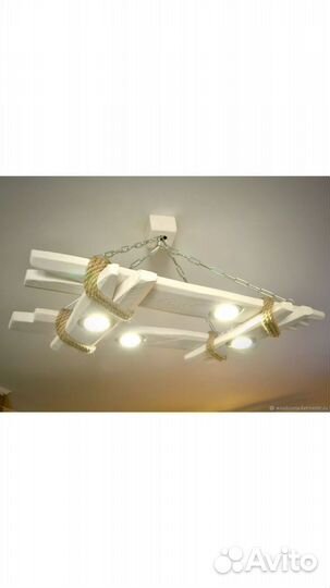 Светильник из дерева