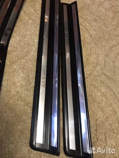 Накладки порогов BMW e46