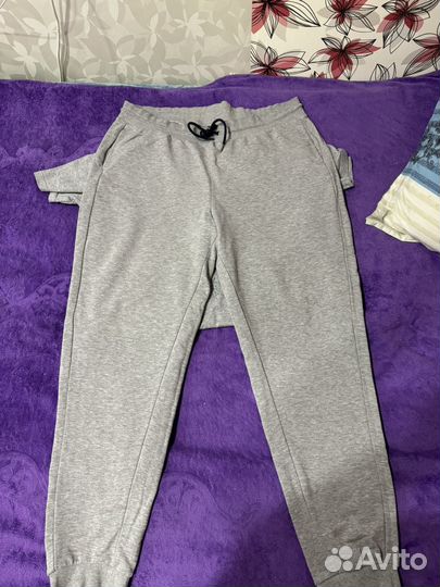 Комплект спортивные штаны и футболка 60-62