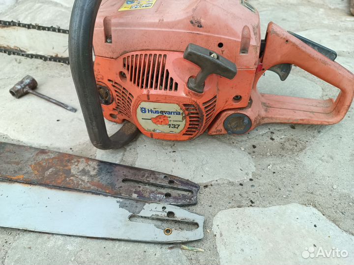 Бензопила хускварна 137