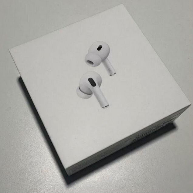 Apple airpods pro 2 lighnting