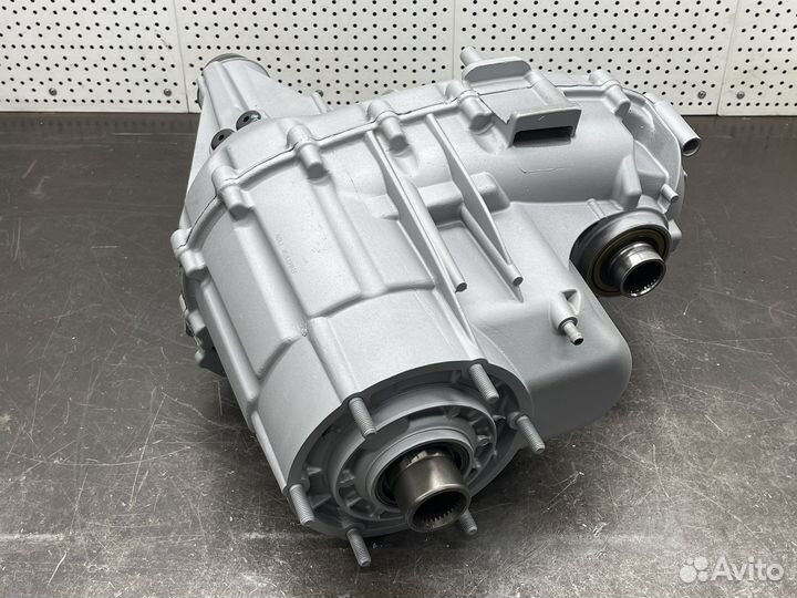 Раздатка Cadillac Escalade K2 84605822