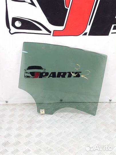 Стекло двери задней Mazda 3