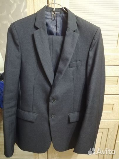 Школьный костюм