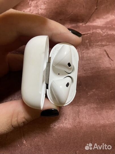 Беспроводные наушники apple airpods 2