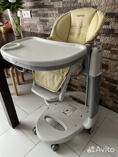 Стульчик для кормления peg perego