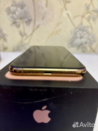 iPhone 11 Pro, 64 ГБ