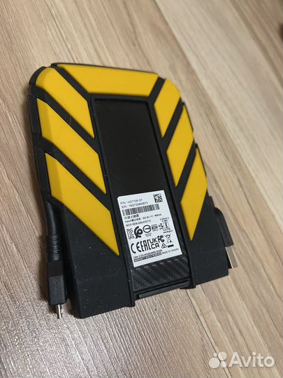 Новый Внешний диcк аdата 2Tb