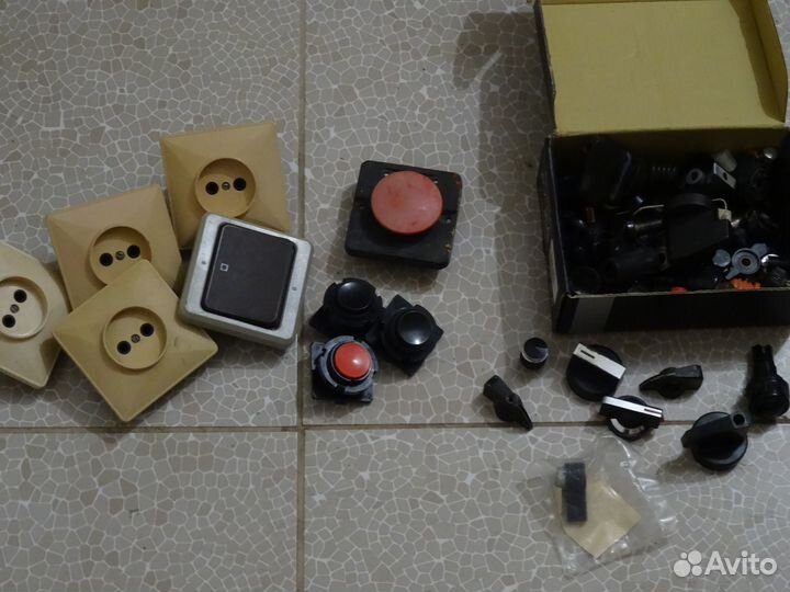 Латышская Барахолка, предметы СССР