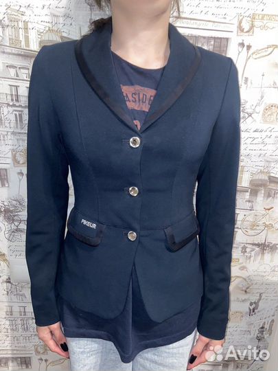 Редингот для конного спорта